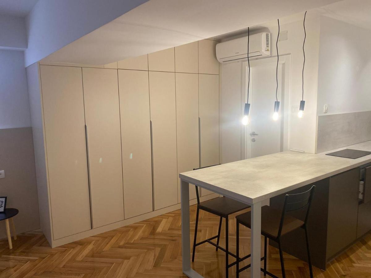 Apartments Nikval 罗维尼 外观 照片