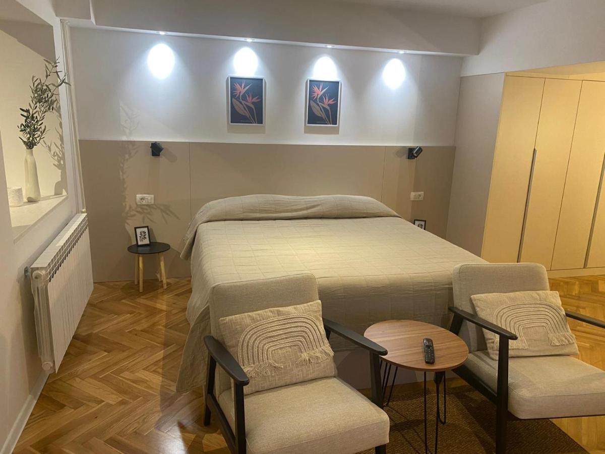 Apartments Nikval 罗维尼 外观 照片