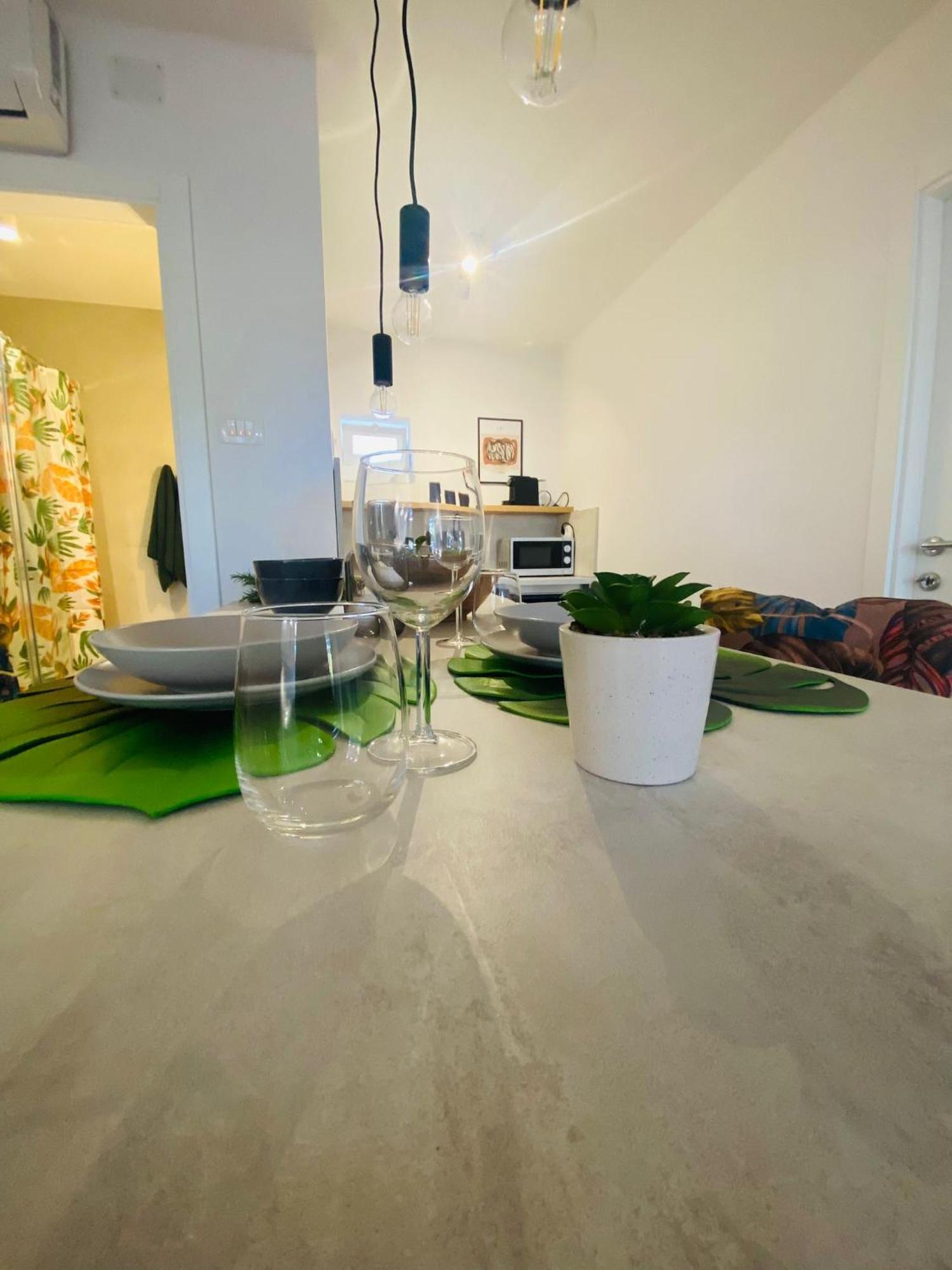 Apartments Nikval 罗维尼 外观 照片